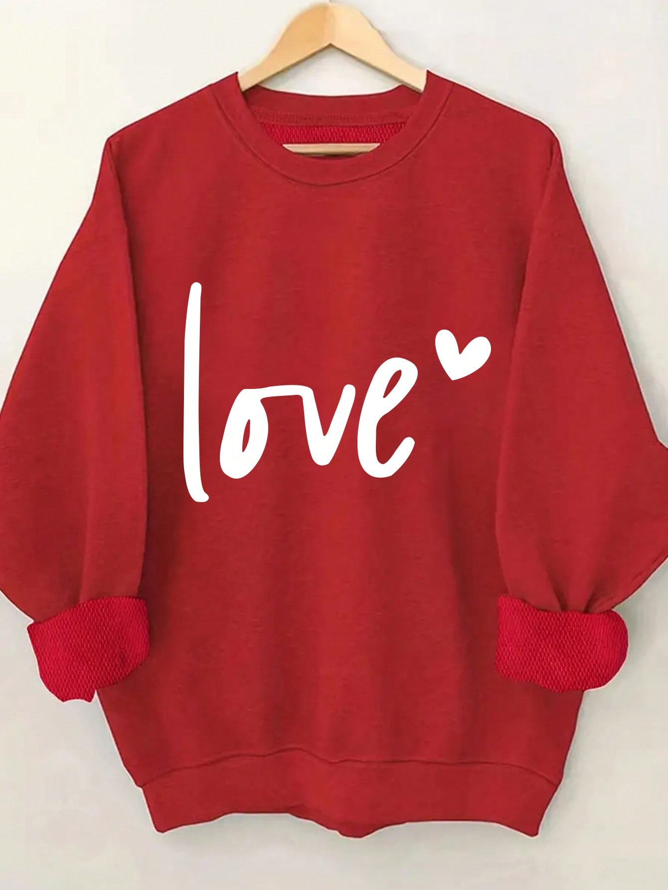 Women's Letter And Heart Print Round Neck Sweatshirt