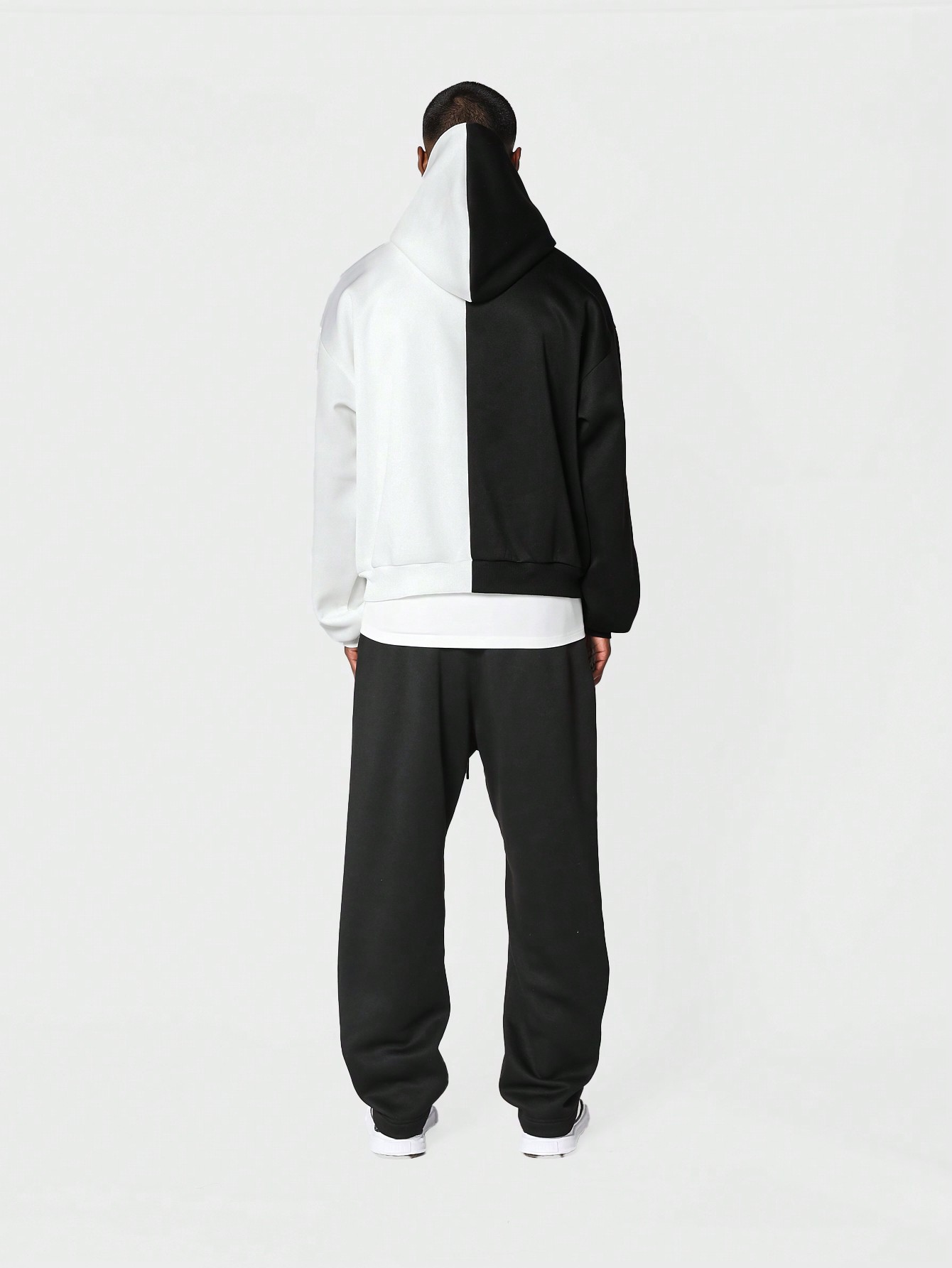 SUMWON Overhead Colour Block Hoodie With Front Print