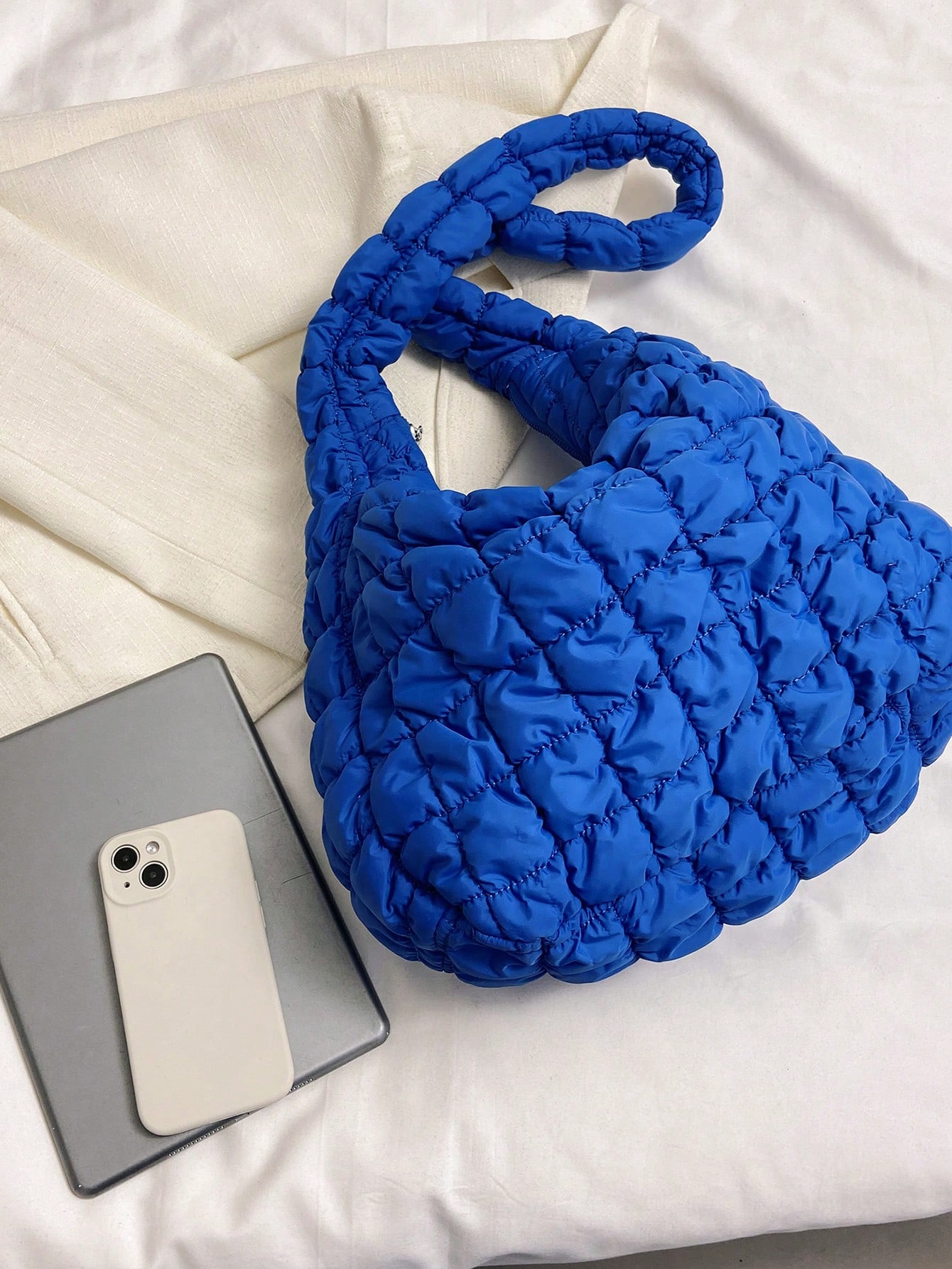 Oversized Ruched Bag Quilted Pattern Blue