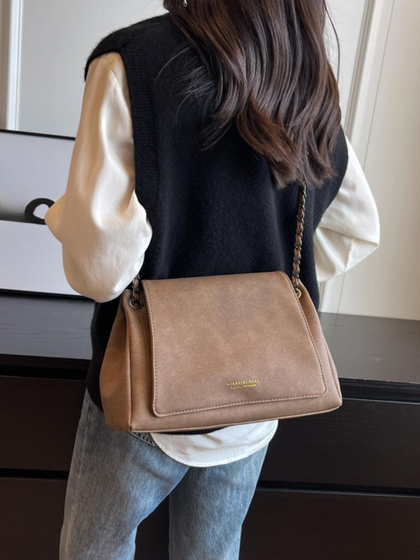 1 high-end stylish versatile vintage high-capacity chain cross-body bag for women's daily commute