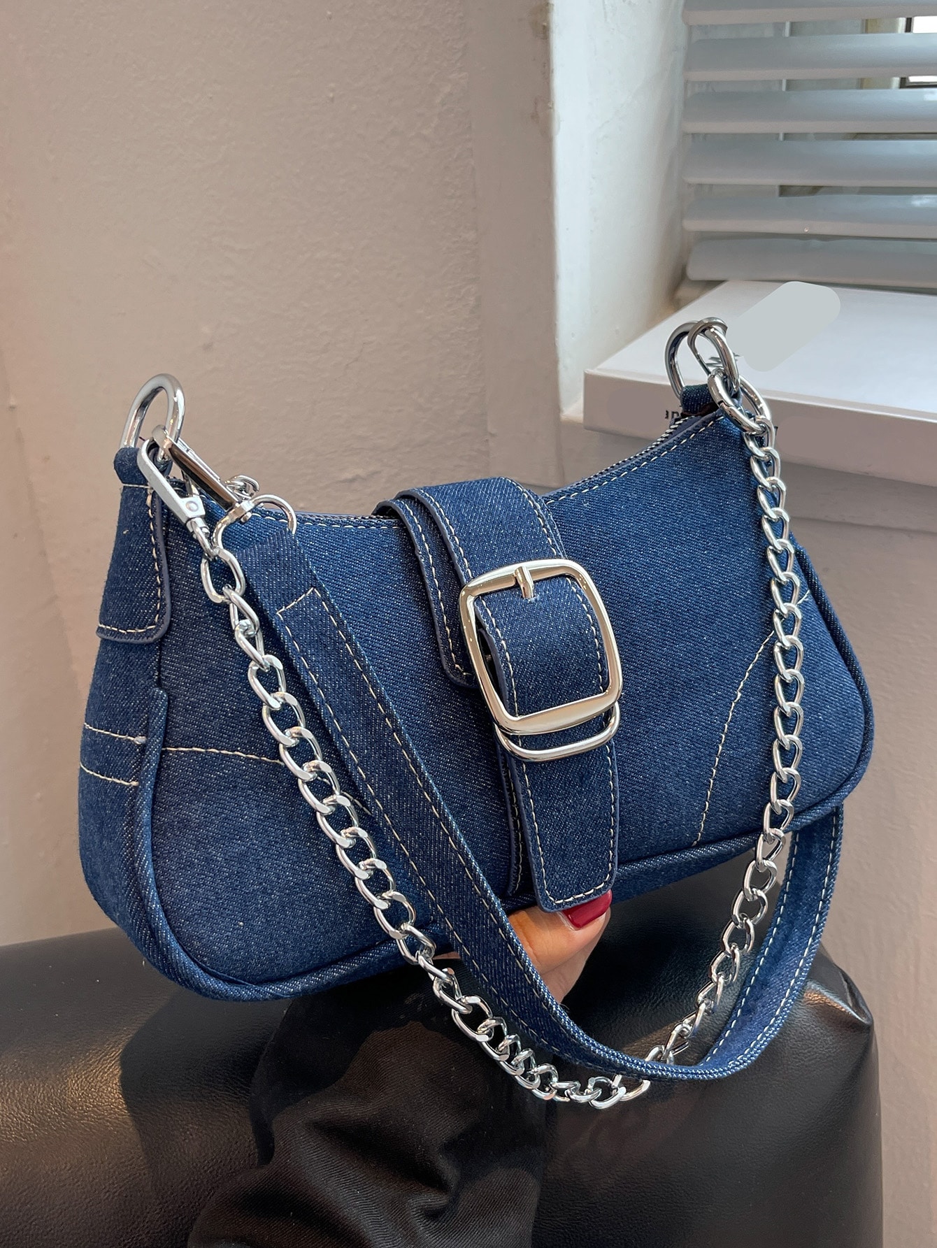 Decorative Buckle Detailing, Stitching, Chain Strap Shoulder Bag, Women's Decorative Buckle Shoulder Bag, Street Fashion Hobo Ba