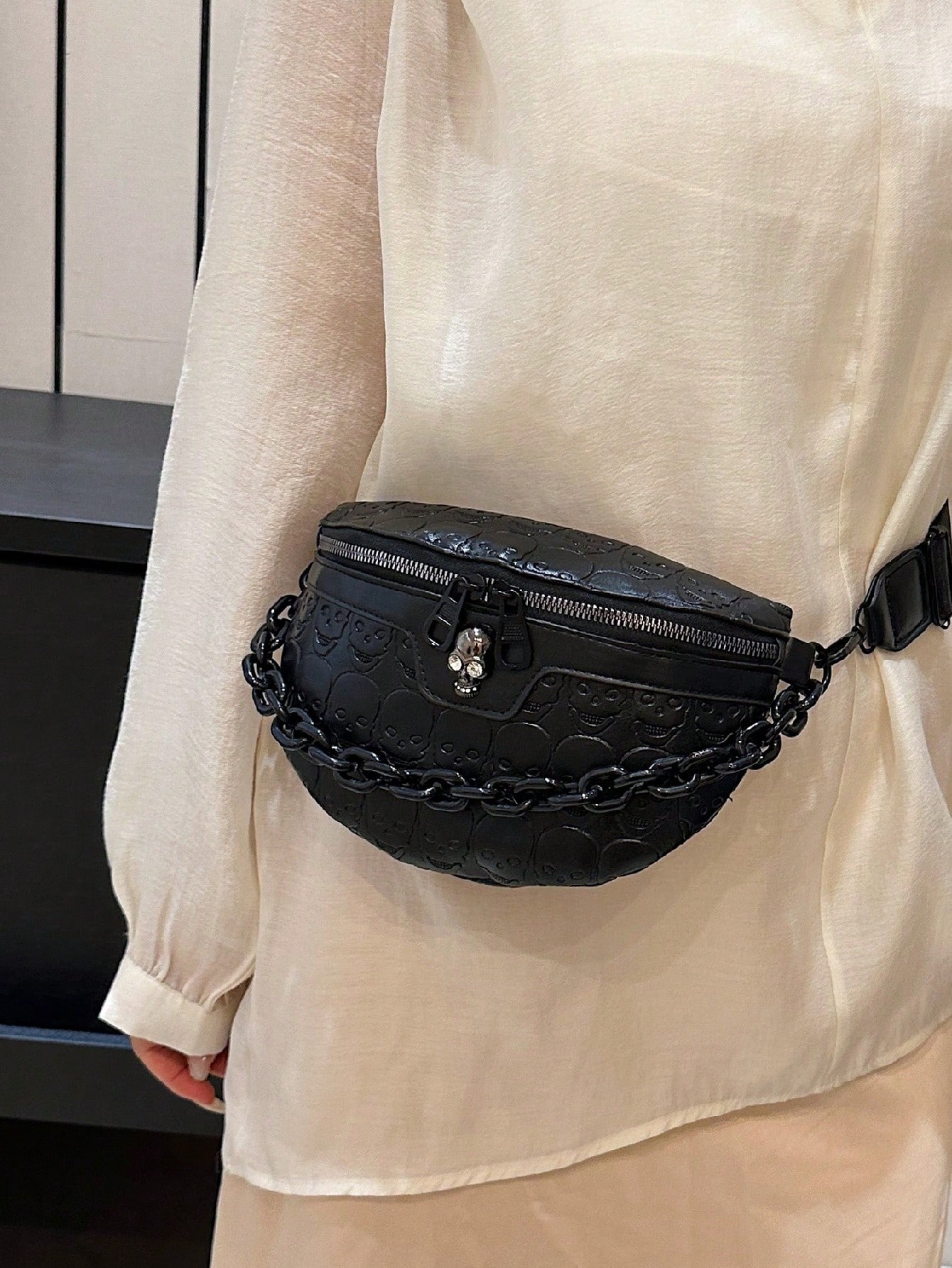 Fashionable Head Chain Chest Bag & Waist Bag, Versatile, Perfect For Horse Riding