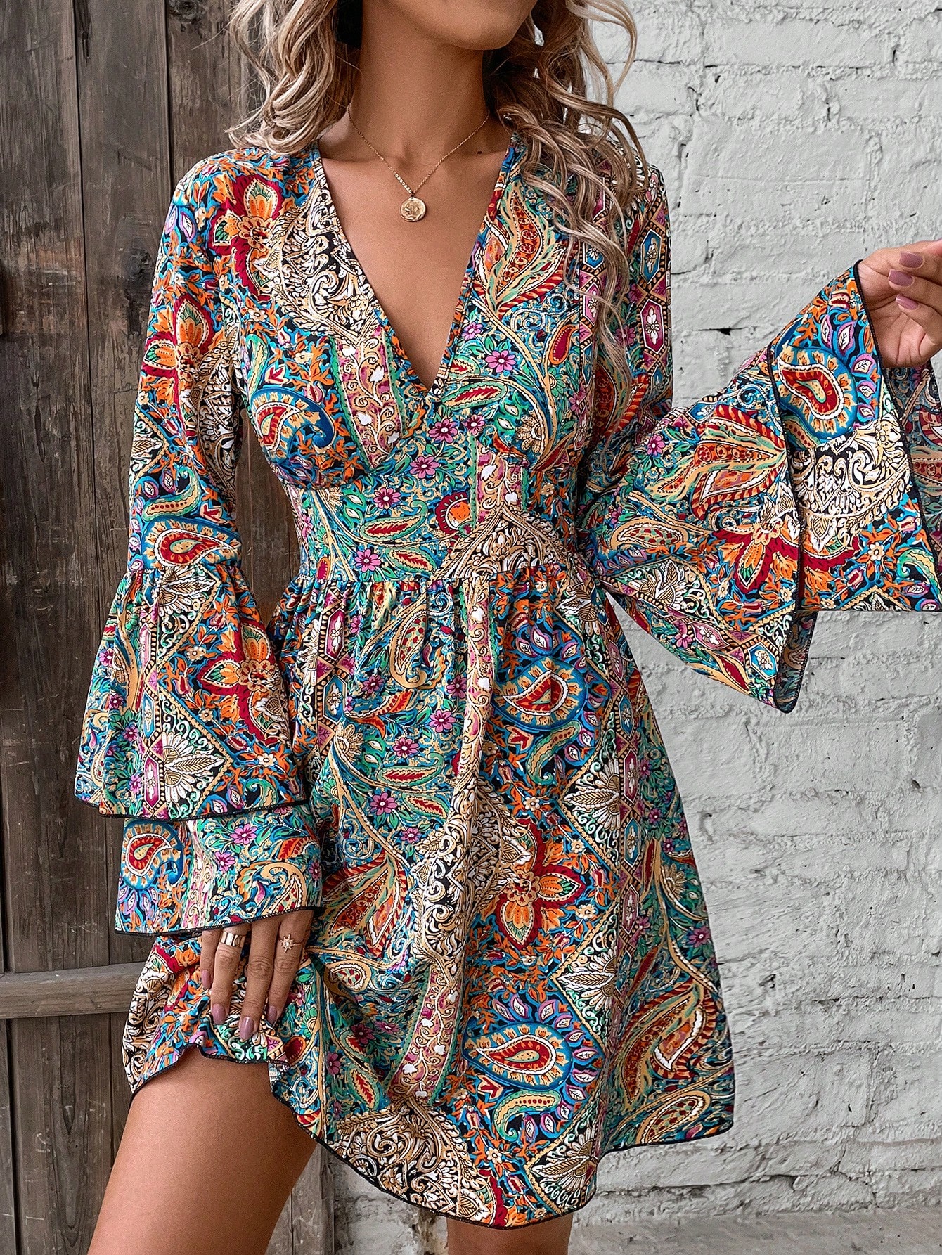 Women's Floral Print V-Neck Dress