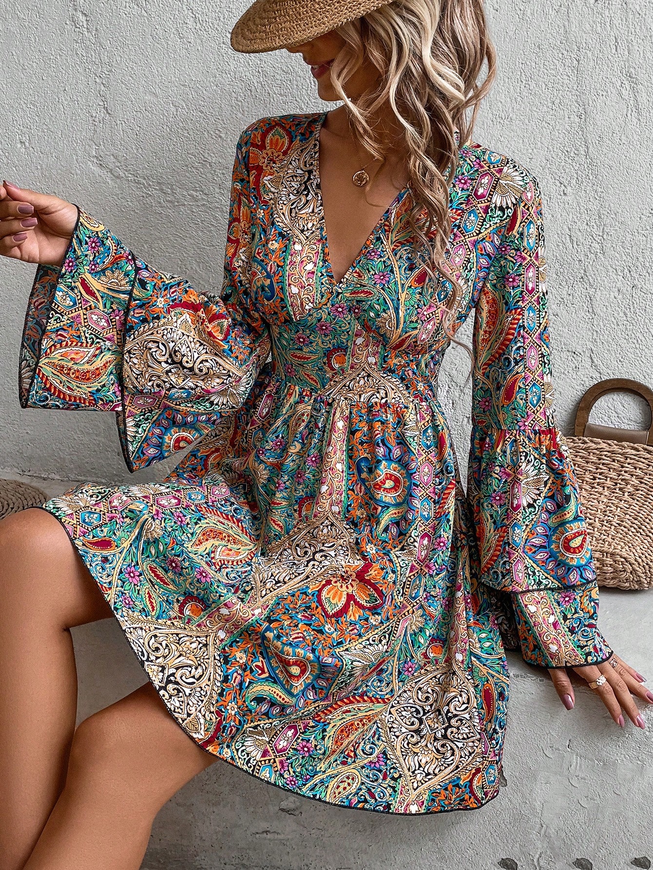 Women's Floral Print V-Neck Dress