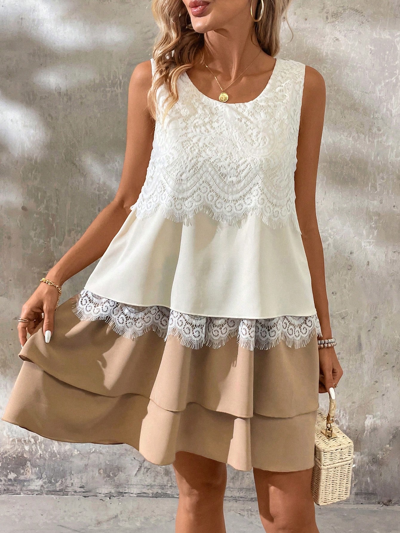 Ladies' Contrast Lace Patchwork Sleeveless Dress