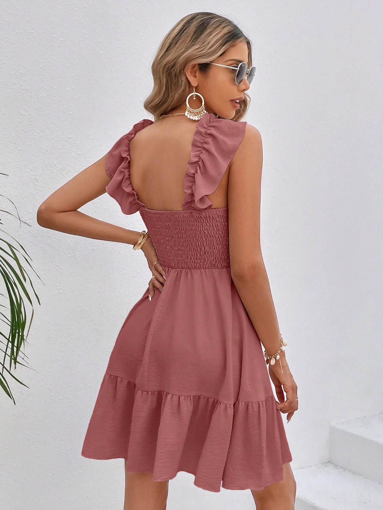 Solid Color Ruffled Hem Sleeveless Dress