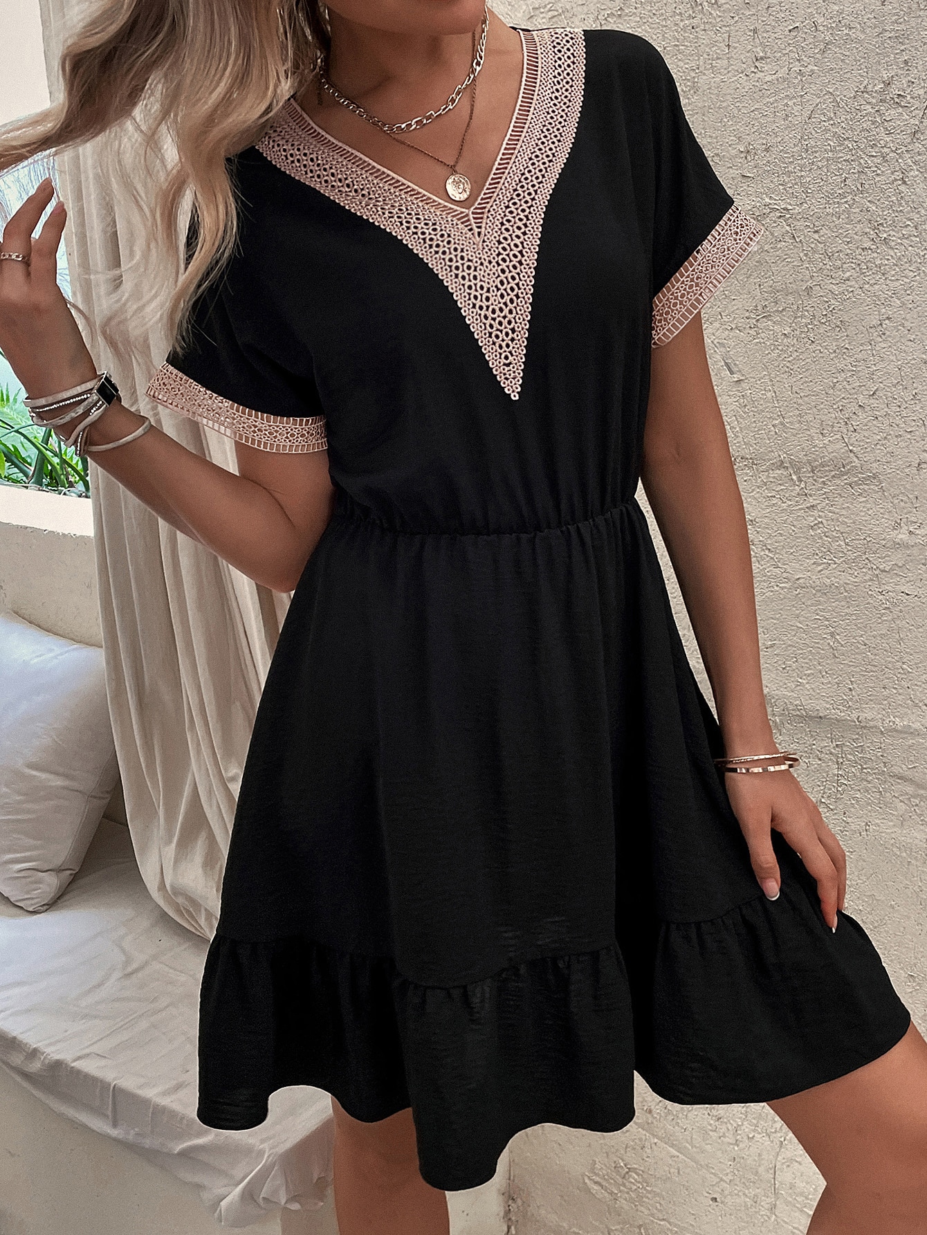 Guipure Lace Panel Batwing Sleeve Ruffle Hem Dress