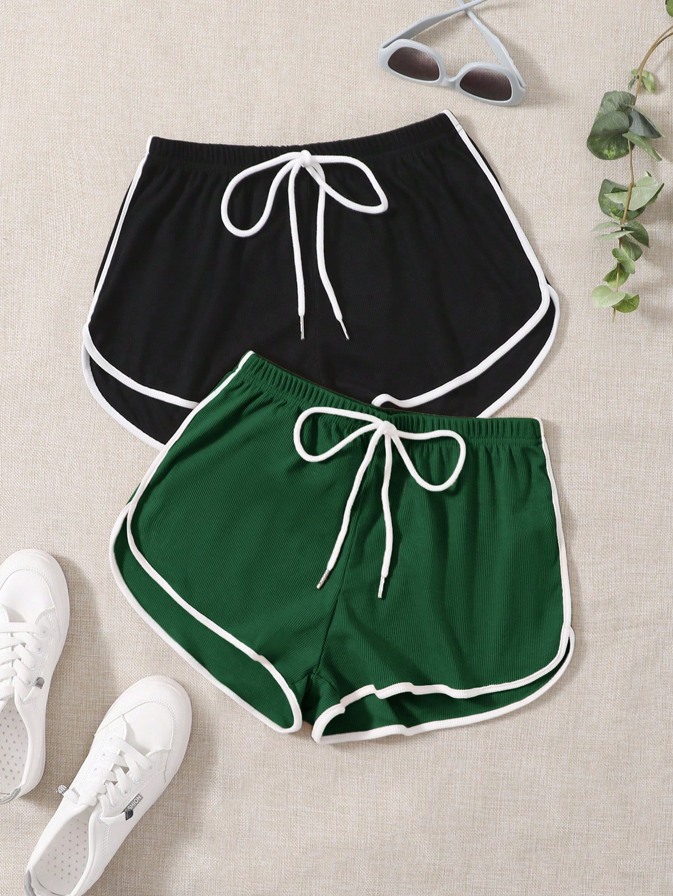 Dolphin Print Elastic Waist Color Block Shorts