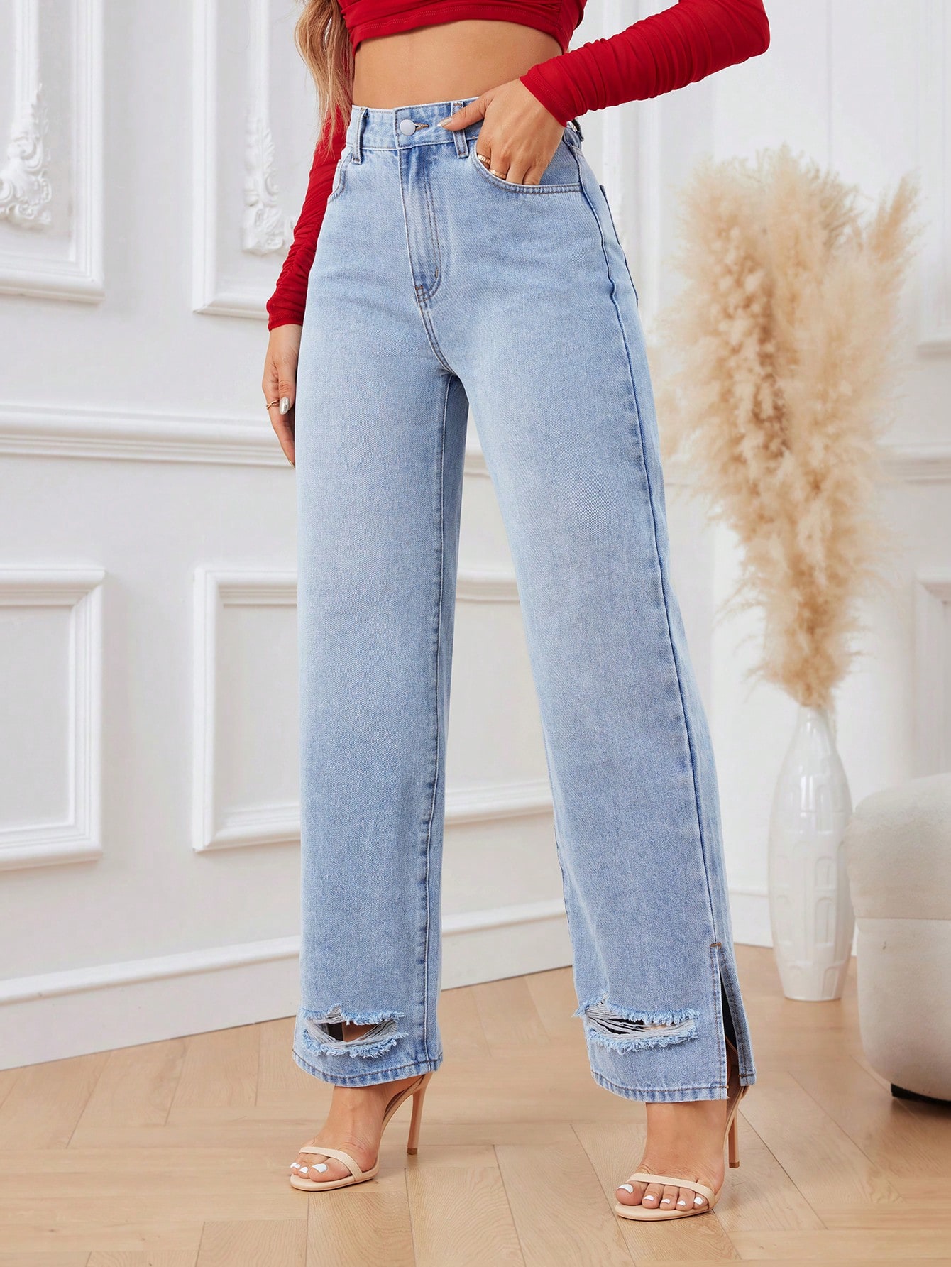 Women's Jeans With Pockets