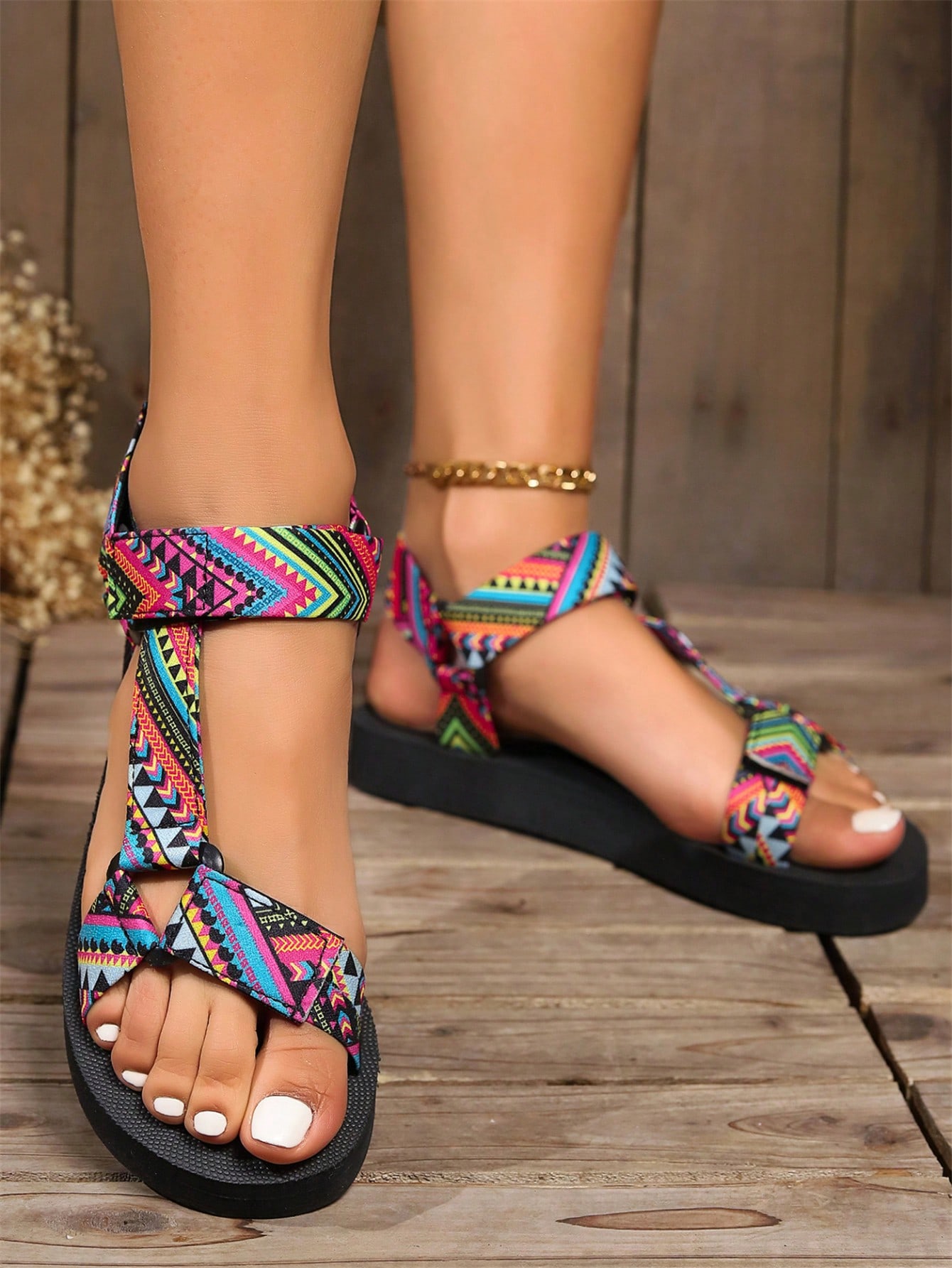 Plus Size Women's Thick-Soled Sandals With Magic Stick & Color-Blocking Design For Summer