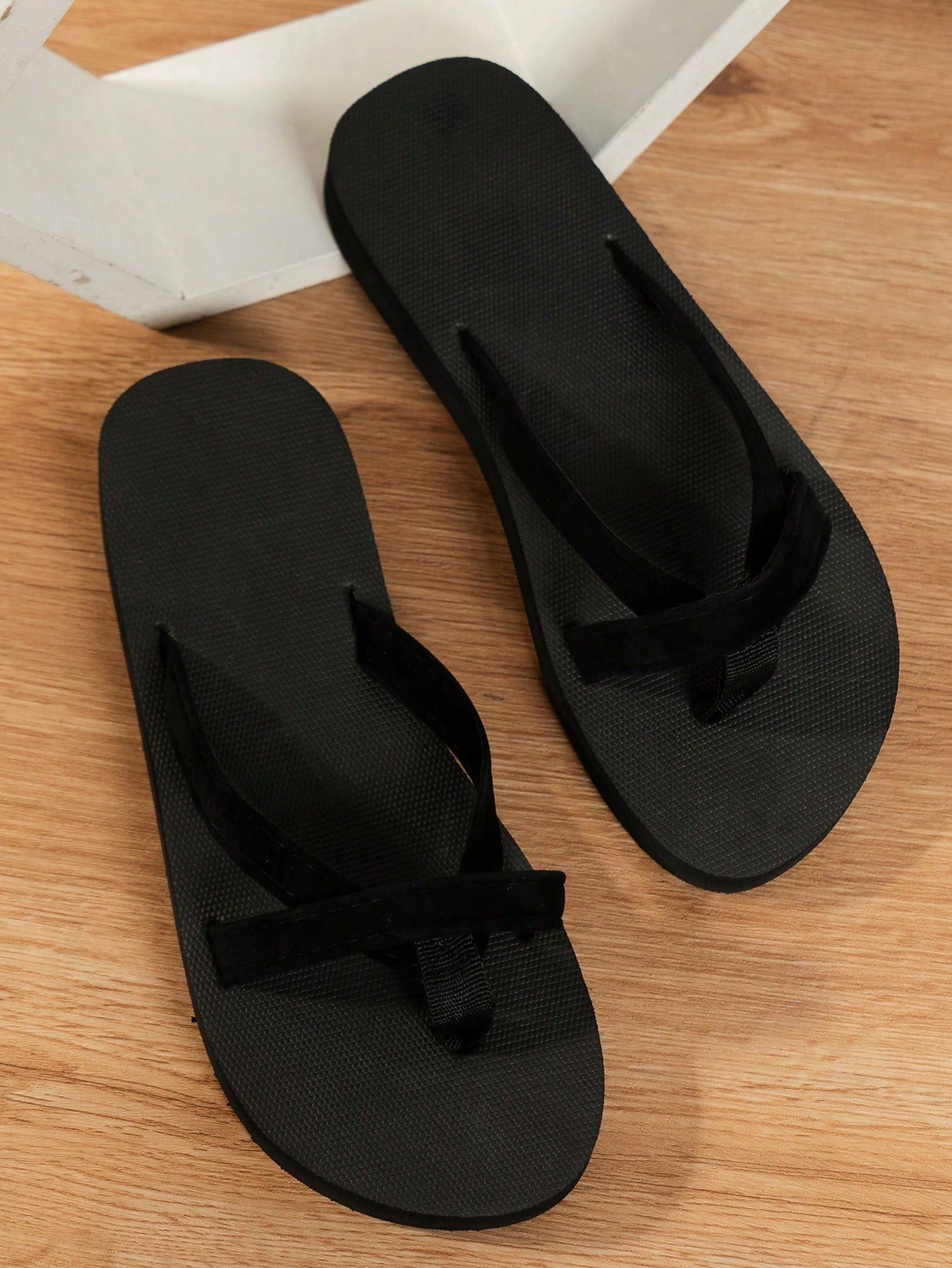 Women's Lightweight Simple Summer Casual Foam Flip Flops, Black Flat Sandals For Party & Beach