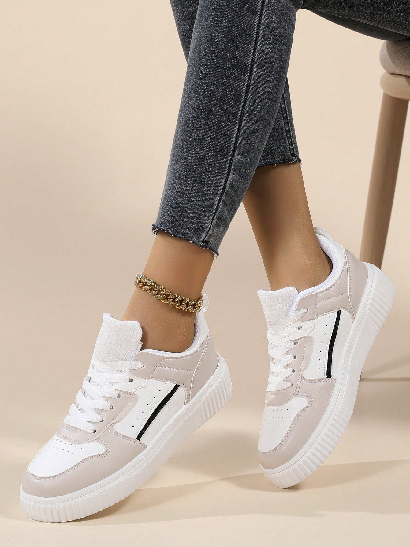 Women's Lace-Up Casual Sneakers, Sports Shoes, White Shoes, Skate Shoes, Light Street