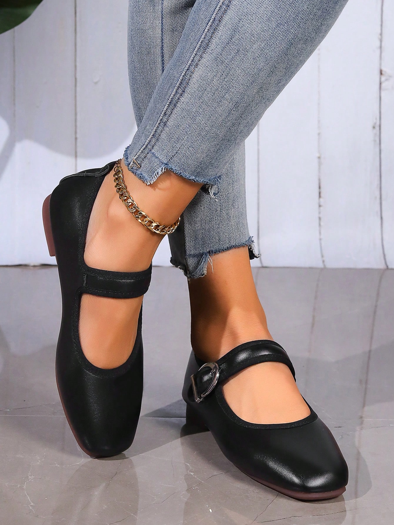 2024 New Arrivals Women's Mary Jane Square Toe Low Heels Soft Leather Flat Shoes With One Buckle Strap, Vintage Grandmother Shoe