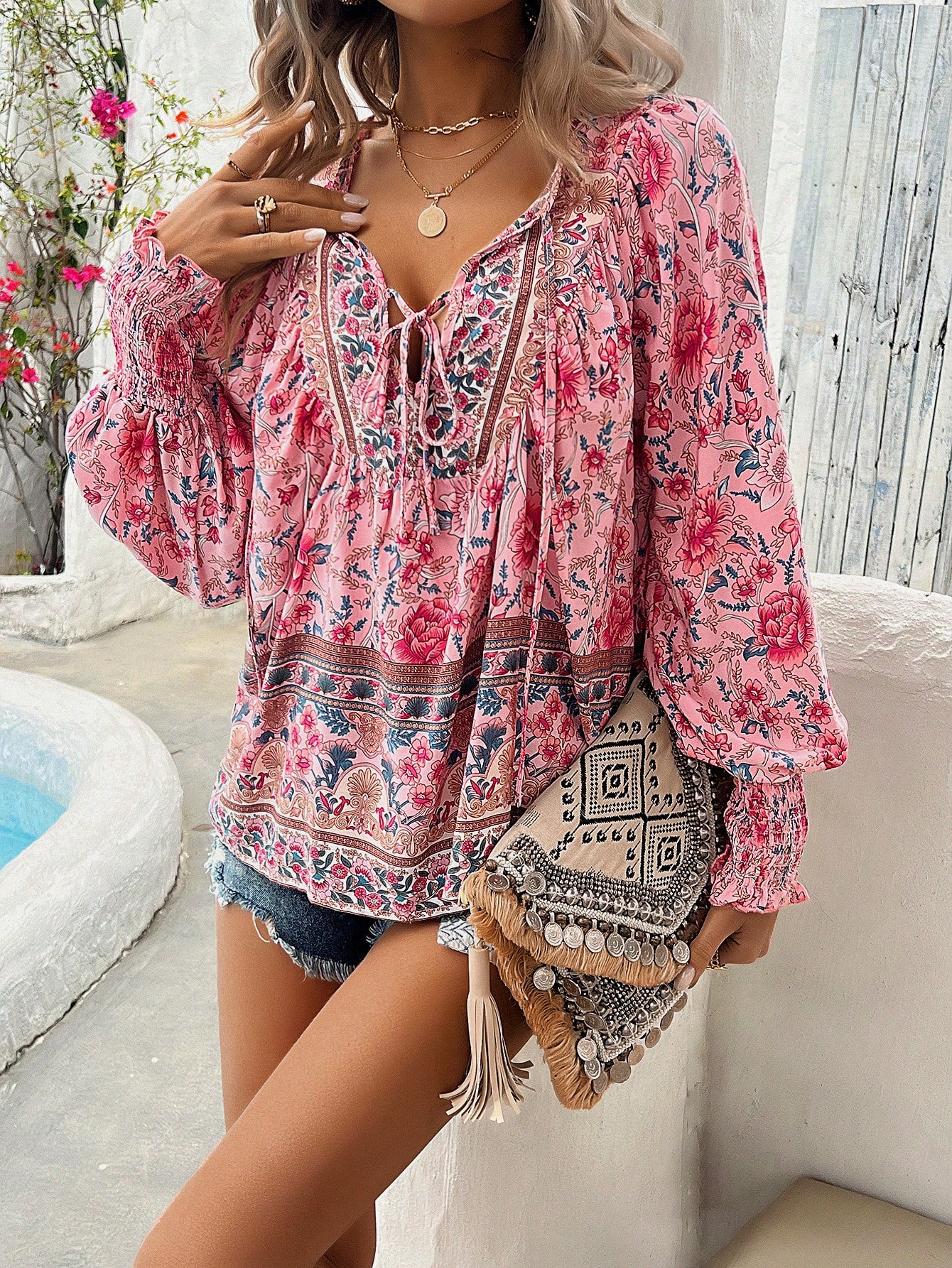 Women's Floral Print Shirred Cuffed Shirt