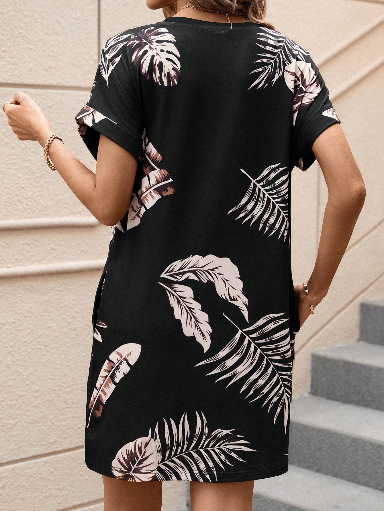 Women'S Batwing Sleeve Dress With Leaf Print