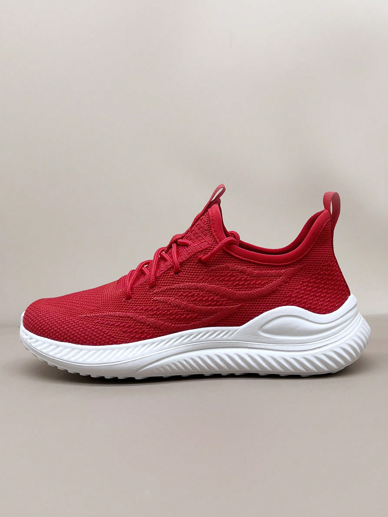 Red Low-Cut Lightweight Walking Sports Casual Shoes For Women, Comfortable Flat Feet