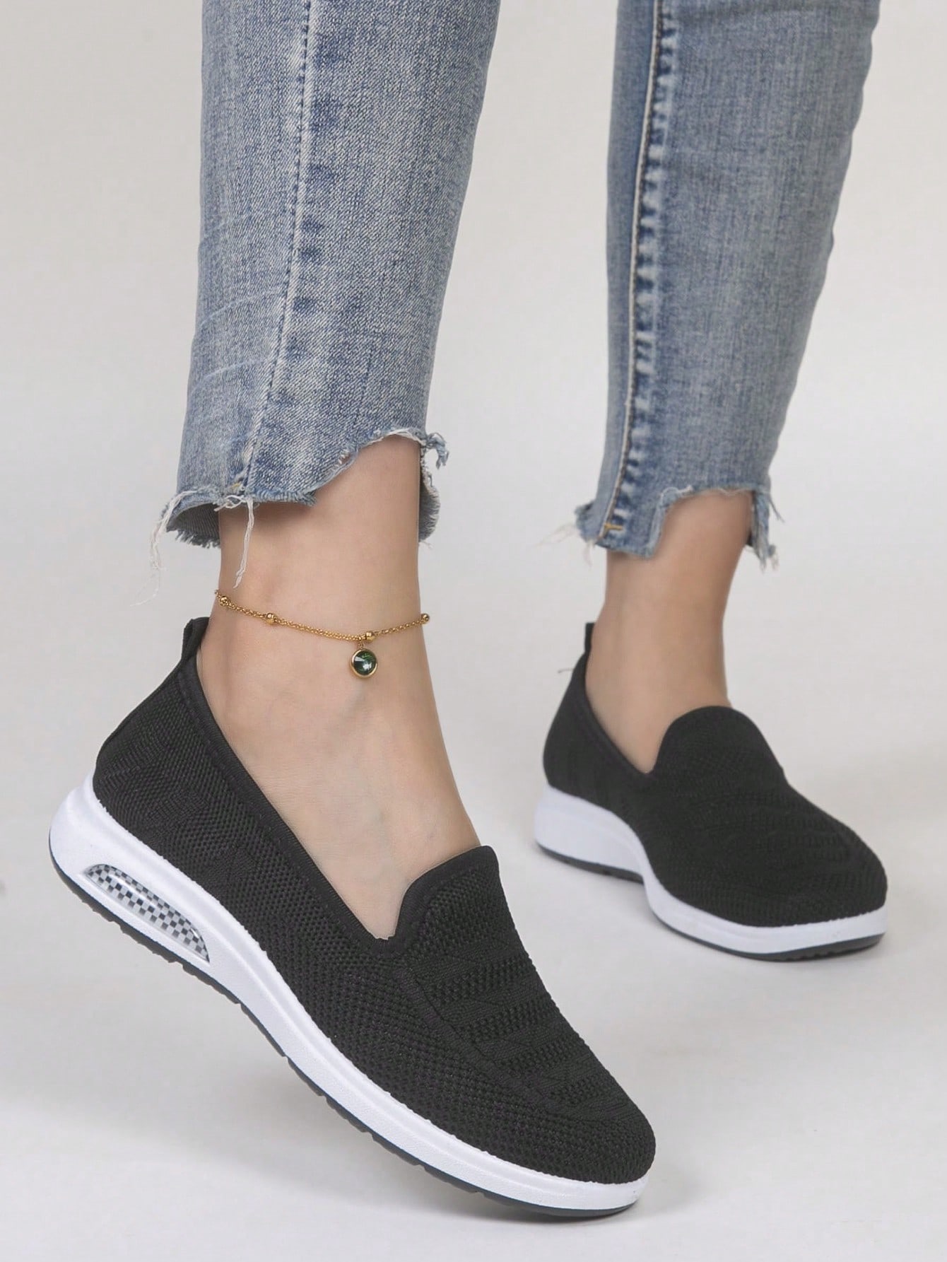 Women's Embroidery Shoes, Breathable And Comfortable Flat Sports Casual Shoes With Chinese Embroidery Cushion